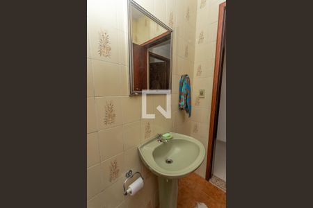 Casa à venda com 258m², 3 quartos e 4 vagasBanheiro da suíte 