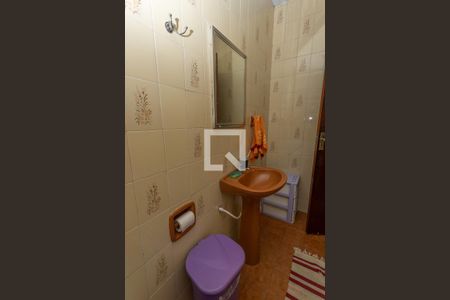 Casa à venda com 258m², 3 quartos e 4 vagasBanheiro social 