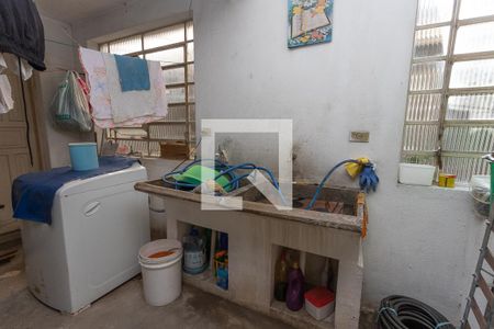 Casa à venda com 258m², 3 quartos e 4 vagasÁrea de serviço / porão 