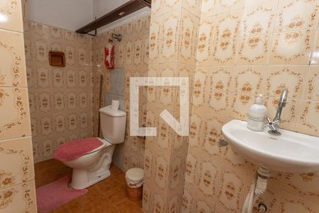 Casa à venda com 258m², 3 quartos e 4 vagasBanheiro de serviço 