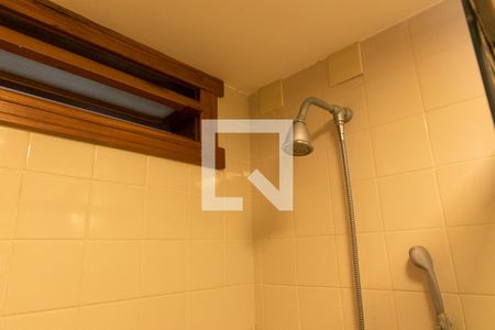 Apartamento à venda com 98m², 2 quartos e 1 vagaDetalhe banheiro