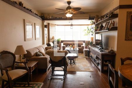 Sala de apartamento à venda com 2 quartos, 98m² em Petrópolis, Porto Alegre