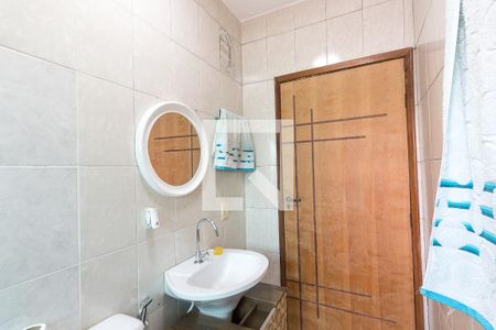 Casa à venda com 170m², 3 quartos e 2 vagasBanheiro 2