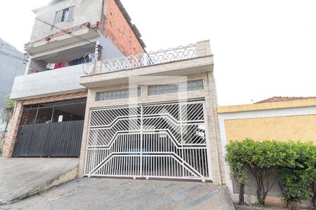 Casa à venda com 170m², 3 quartos e 2 vagasFachada