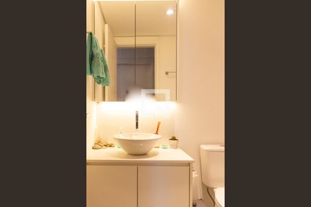 Banheiro de apartamento à venda com 2 quartos, 75m² em Jaguaré, São Paulo