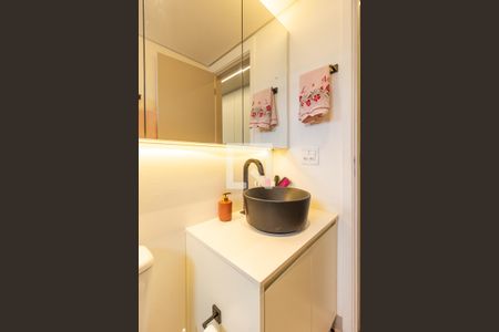 Apartamento à venda com 75m², 2 quartos e 1 vagaBanheiro da Suíte