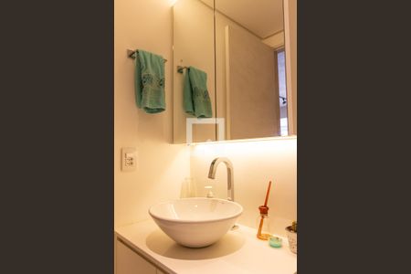 Banheiro de apartamento à venda com 2 quartos, 75m² em Jaguaré, São Paulo