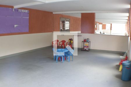 Apartamento à venda com 76m², 2 quartos e 1 vagaÁrea Comum - Playground