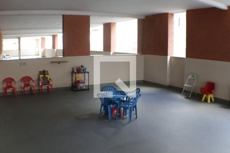 Apartamento à venda com 76m², 2 quartos e 1 vagaÁrea Comum - Playground