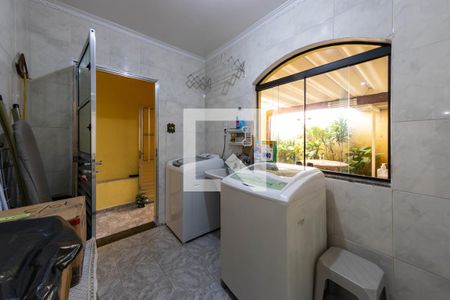 Casa à venda com 148m², 3 quartos e 3 vagasÁrea de Serviço