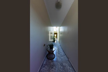 Casa à venda com 148m², 3 quartos e 3 vagasCorredor 