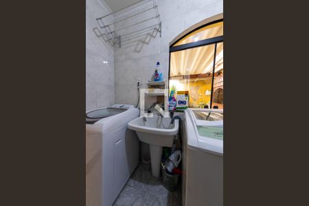 Casa à venda com 148m², 3 quartos e 3 vagasÁrea de Serviço