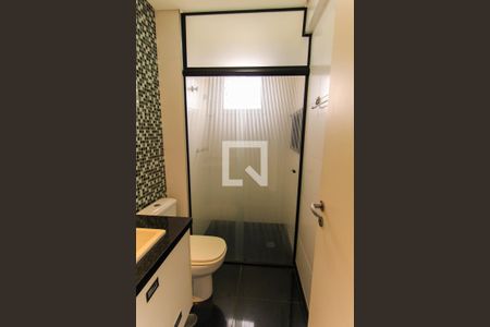 Apartamento para alugar com 118m², 2 quartos e 3 vagas Apartamento para alugar com 118m², 2 quartos e 3 vagasBanheiro da Suíte 2