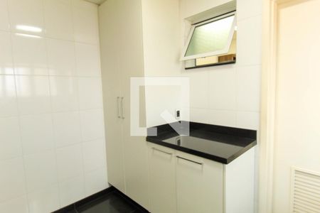 Apartamento para alugar com 118m², 2 quartos e 3 vagas Apartamento para alugar com 118m², 2 quartos e 3 vagasÁrea de Serviço