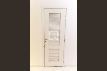 Apartamento para alugar com 118m², 2 quartos e 3 vagas Apartamento para alugar com 118m², 2 quartos e 3 vagasDeposito