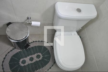 Apartamento à venda com 77m², 3 quartos e 2 vagasBanheiro Social