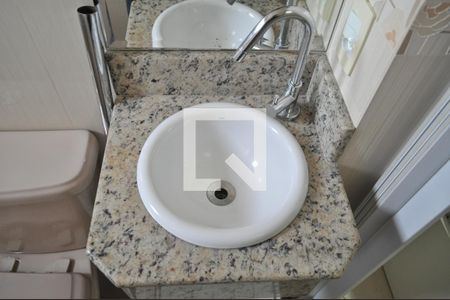 Apartamento à venda com 77m², 3 quartos e 2 vagasBanheiro da Suíte
