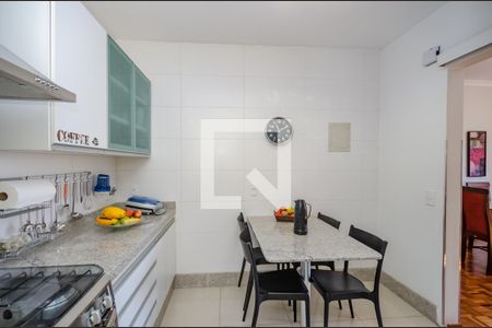 Apartamento à venda com 180m², 3 quartos e 1 vagaCozinha