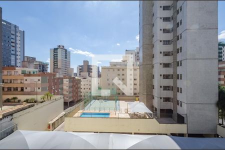 Sala 1 de apartamento à venda com 3 quartos, 180m² em Buritis, Belo Horizonte