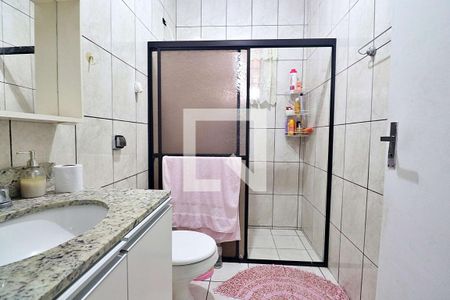 Casa à venda com 120m², 2 quartos e 2 vagasBanheiro Social