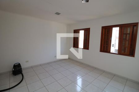 Casa à venda com 120m², 5 quartos e 2 vagasQuarto 