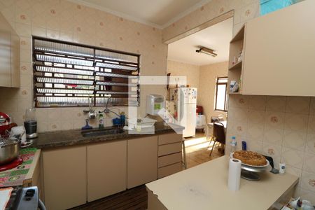 Casa à venda com 120m², 5 quartos e 2 vagasCozinha