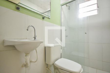 Banheiro de apartamento para alugar com 1 quarto, 39m² em Parque Munhoz, São Paulo