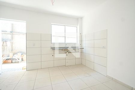 Sala e cozinha de apartamento para alugar com 1 quarto, 31m² em Penha de França, São Paulo