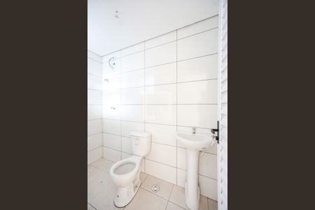 Banheiro da suíte de apartamento para alugar com 1 quarto, 31m² em Penha de França, São Paulo