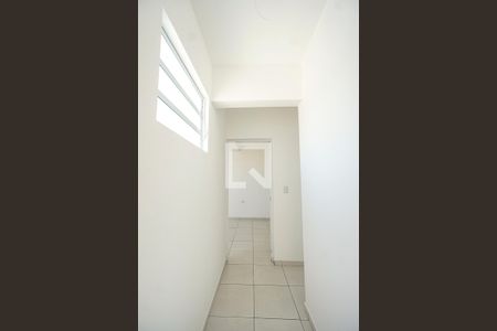 Corredor dos quartos de apartamento para alugar com 2 quartos, 63m² em Penha de França, São Paulo
