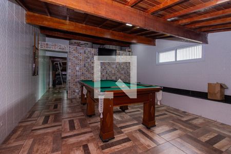Casa à venda com 304m², 4 quartos e 6 vagasÁrea comum - Salão de jogos