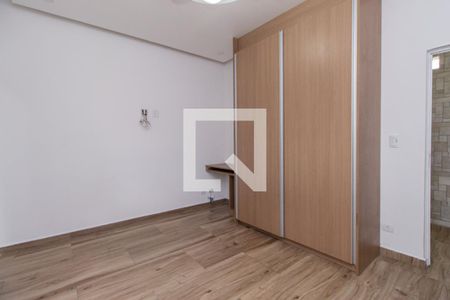 Casa à venda com 304m², 4 quartos e 6 vagasSuíte 3