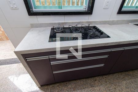 Casa à venda com 304m², 4 quartos e 6 vagasCozinha