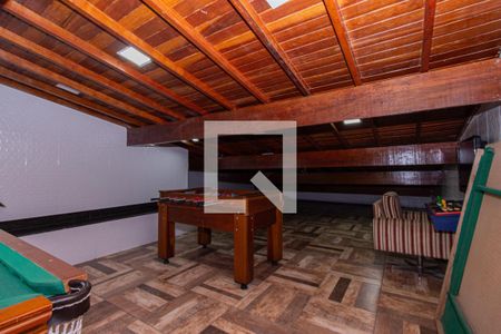 Casa à venda com 304m², 4 quartos e 6 vagasÁrea comum - Salão de jogos