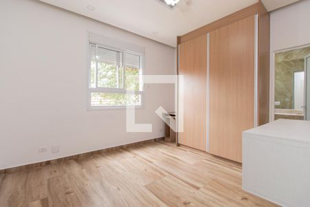 Casa à venda com 304m², 4 quartos e 6 vagasSuíte 2