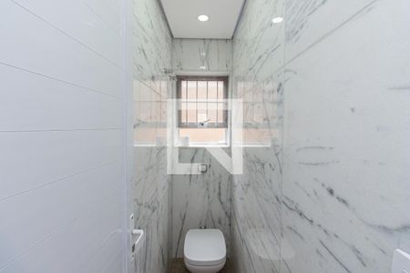 Casa à venda com 304m², 4 quartos e 6 vagasLavabo