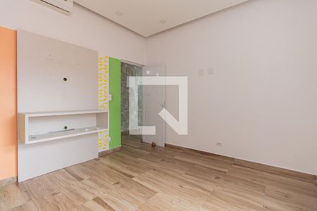 Casa à venda com 304m², 4 quartos e 6 vagasSuíte 2