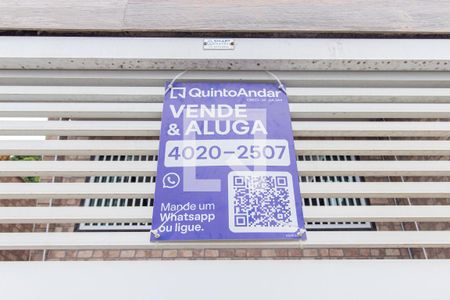 Casa à venda com 304m², 4 quartos e 6 vagasPlaca 