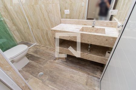 Casa à venda com 304m², 4 quartos e 6 vagasBanheiro da Suíte 2