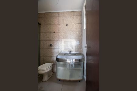 Banheiro de apartamento à venda com 1 quarto, 56m² em Tristeza, Porto Alegre