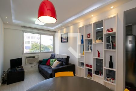 Sala de apartamento para alugar com 2 quartos, 50m² em Vila Isabel, Rio de Janeiro