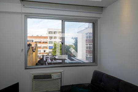Sala de apartamento para alugar com 2 quartos, 50m² em Vila Isabel, Rio de Janeiro
