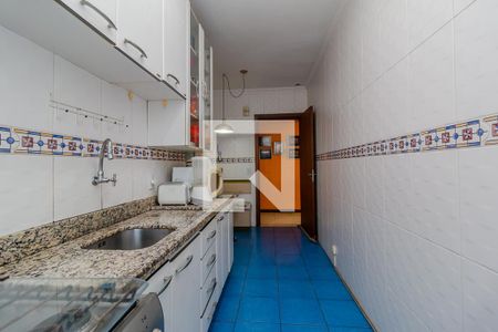 Apartamento à venda com 250m², 2 quartos e 2 vagasCozinha
