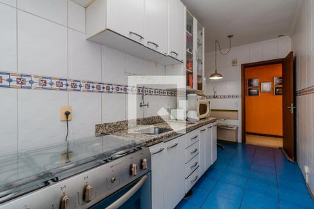 Apartamento à venda com 250m², 2 quartos e 2 vagasCozinha