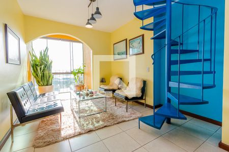 Sala de apartamento à venda com 2 quartos, 250m² em Cristal, Porto Alegre