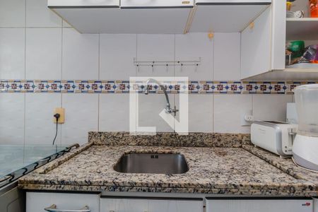 Apartamento à venda com 250m², 2 quartos e 2 vagasCozinha