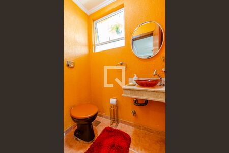 Apartamento à venda com 250m², 2 quartos e 2 vagasBanheiro de serviço