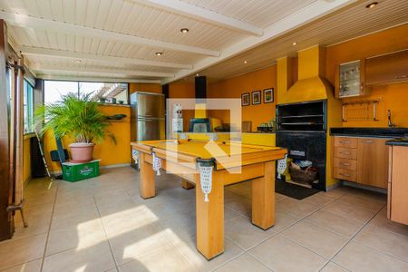 Apartamento à venda com 250m², 2 quartos e 2 vagasCobertura