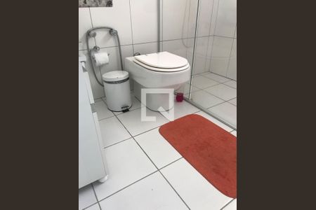 Banheiro da Suíte de casa à venda com 4 quartos, 222m² em Vila Yara, Osasco
