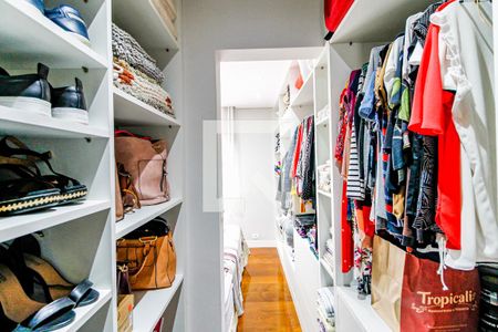 Apartamento à venda com 79m², 2 quartos e sem vagaCloset Suíte